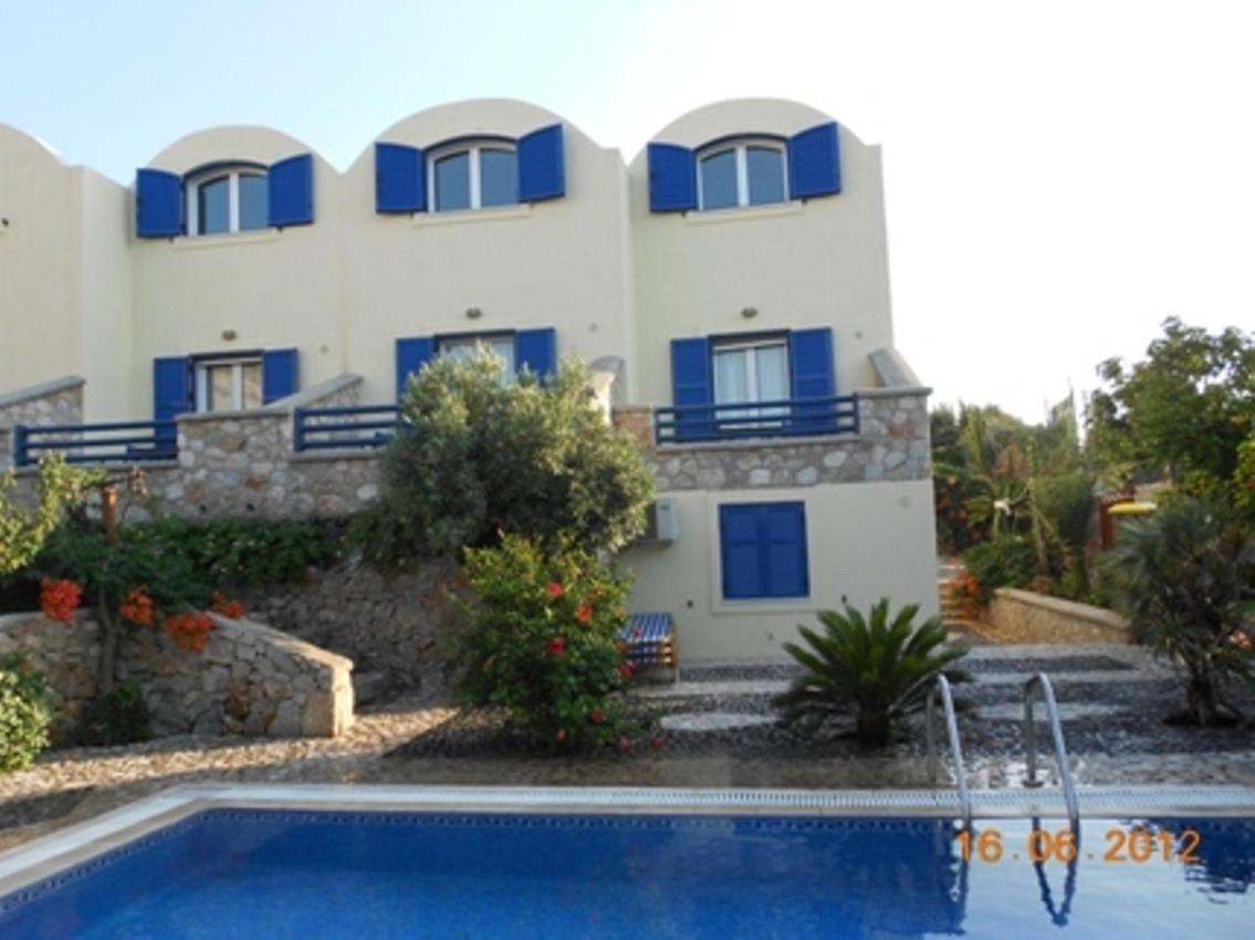 Sea Bliss Villas Karterados  Exterior photo